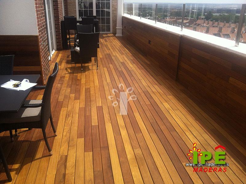 Tarima de madera de cumarú